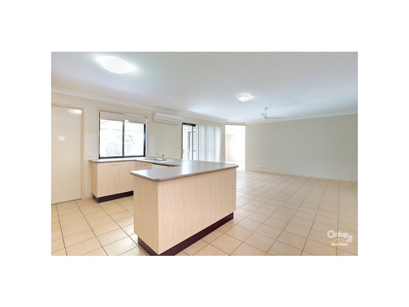 82 Hilliards Park Drive, Wellington Point QLD 4160