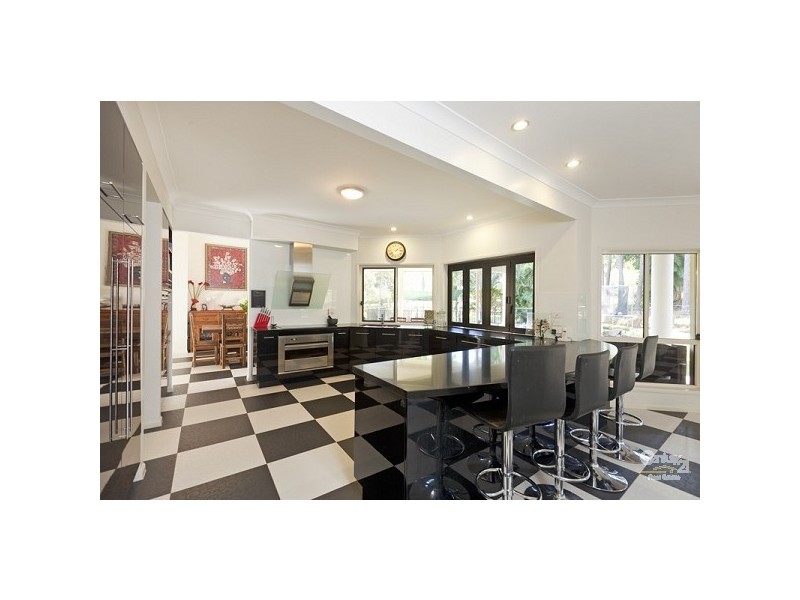 290 Woodlands Drive, Thornlands QLD 4164