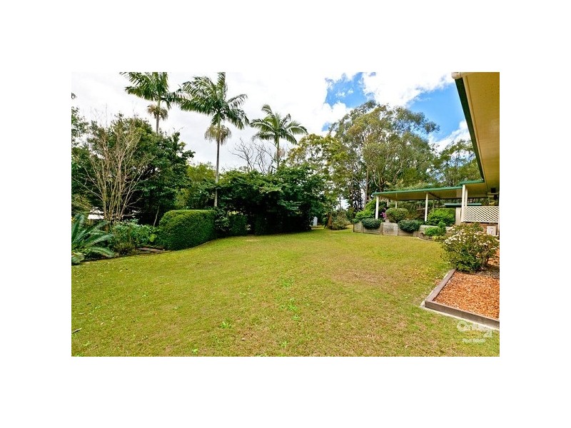 3 Gordonia Drive, Redland Bay QLD 4165