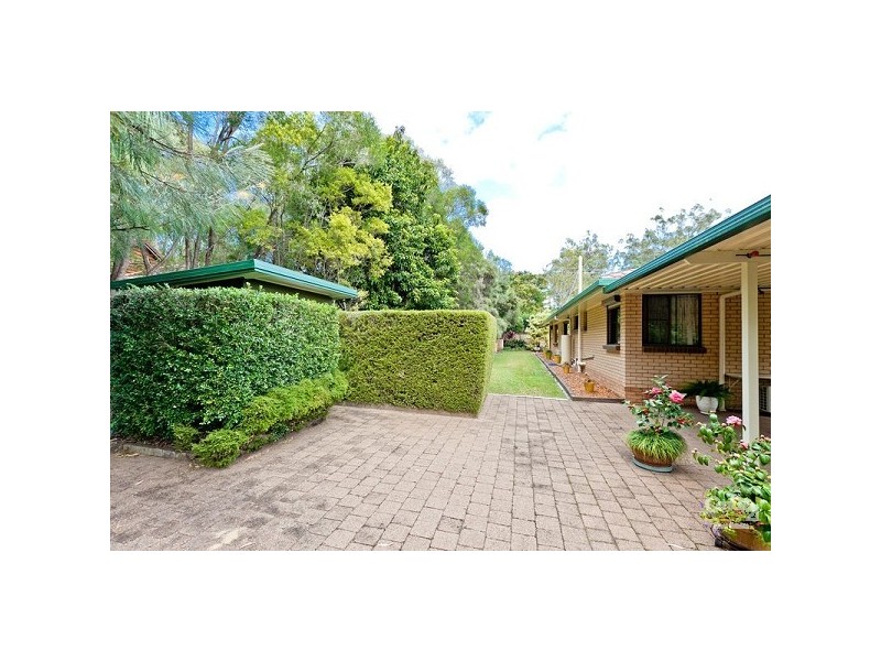 3 Gordonia Drive, Redland Bay QLD 4165