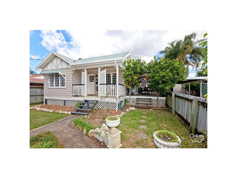 11 Collingwood Road, Birkdale QLD 4159