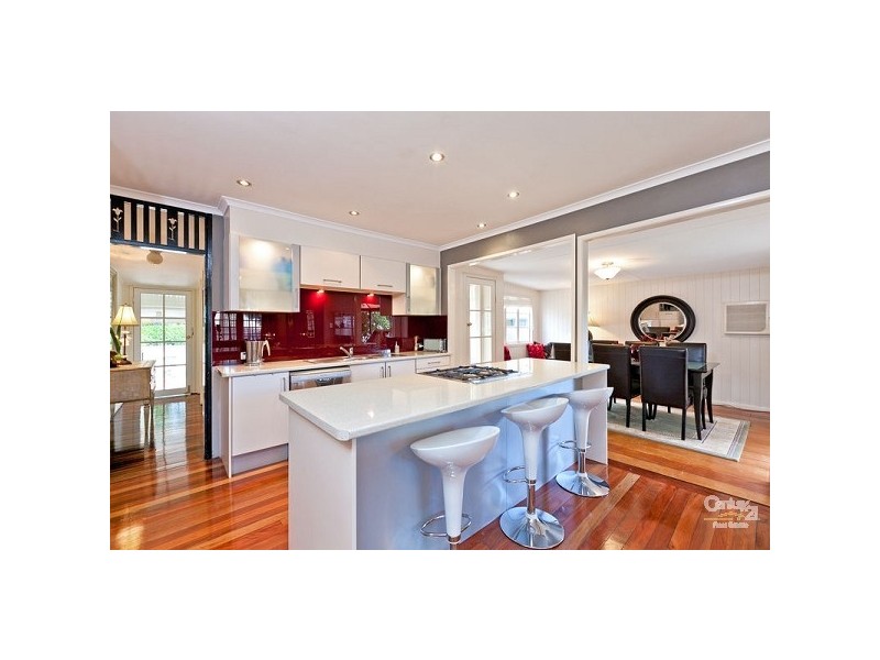 11 Collingwood Road, Birkdale QLD 4159