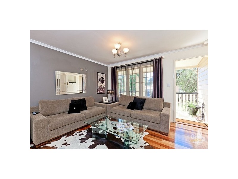 11 Collingwood Road, Birkdale QLD 4159