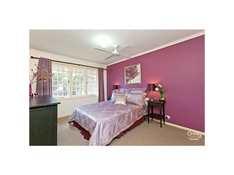 11 Collingwood Road, Birkdale QLD 4159