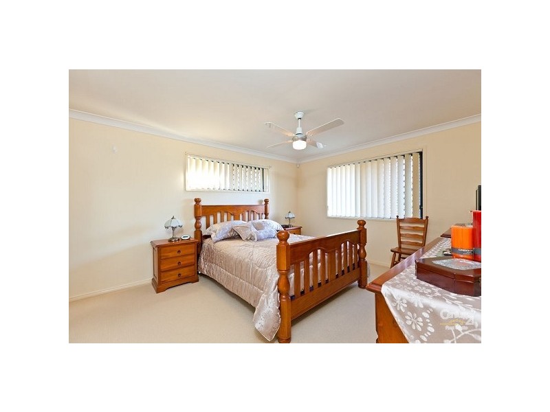 7 Kelsall Close, Victoria Point QLD 4165