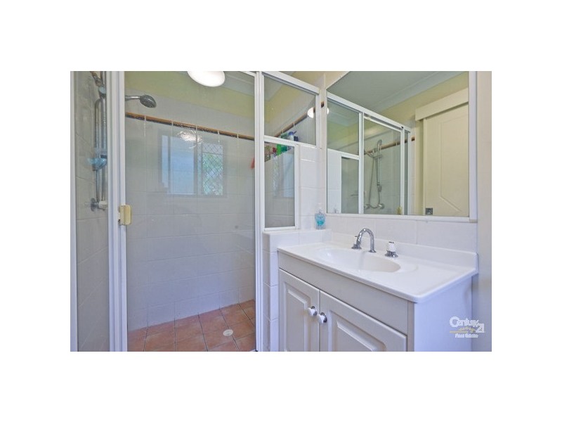 67 South Street, Cleveland QLD 4163