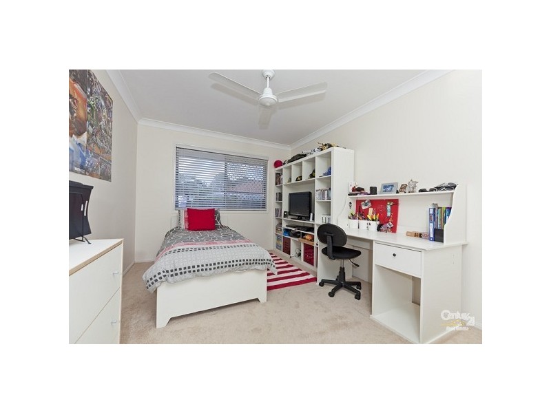 4 Veitch Close, Wellington Point QLD 4160