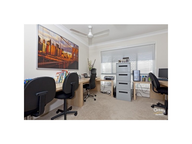 4 Veitch Close, Wellington Point QLD 4160