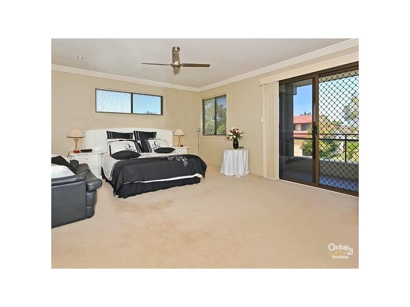 6 Bollard Court, Raby Bay QLD 4163