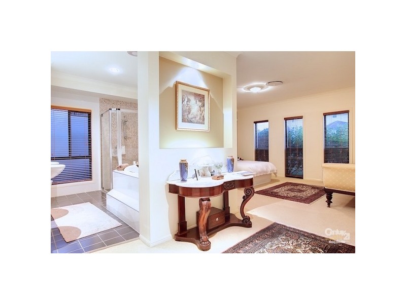 6 Tudar Pl, Thornlands QLD 4164