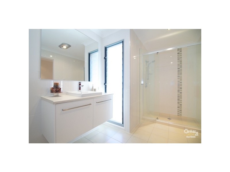 20 George St, Ormiston QLD 4160