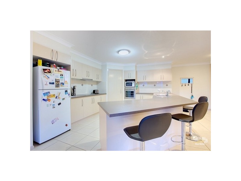 56 Thornlands Road, Thornlands QLD 4164