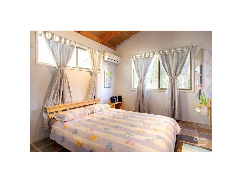 27 Winship St, Ormiston QLD 4160