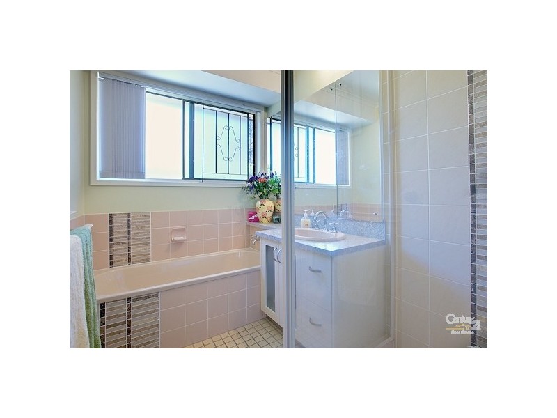 8 Arlington St, Cleveland QLD 4163