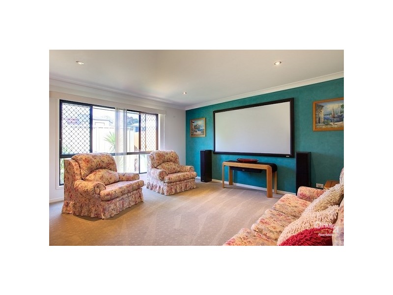 1 SERENE PLACE, Birkdale QLD 4159