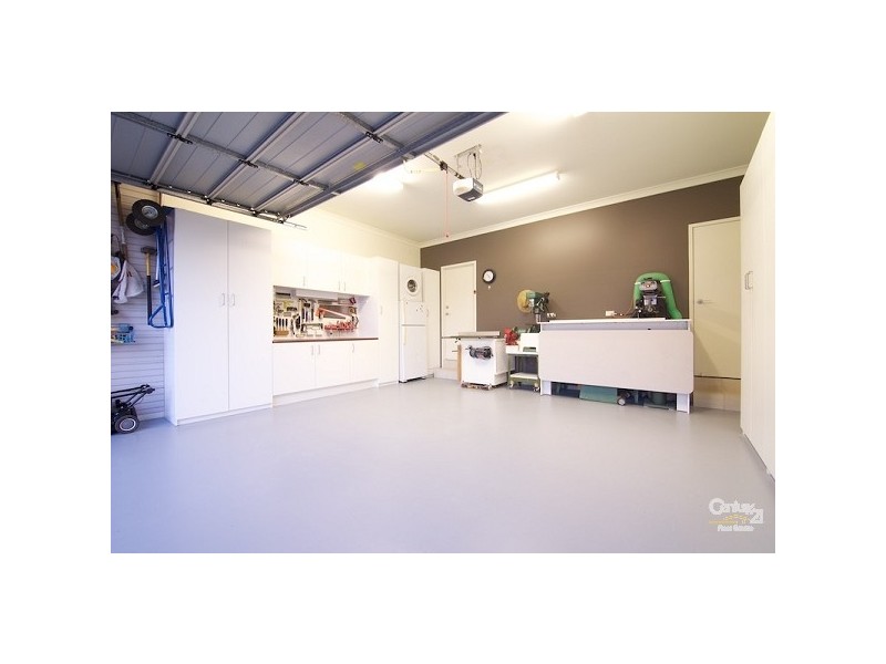 3 Barwin St, Wakerley QLD 4154