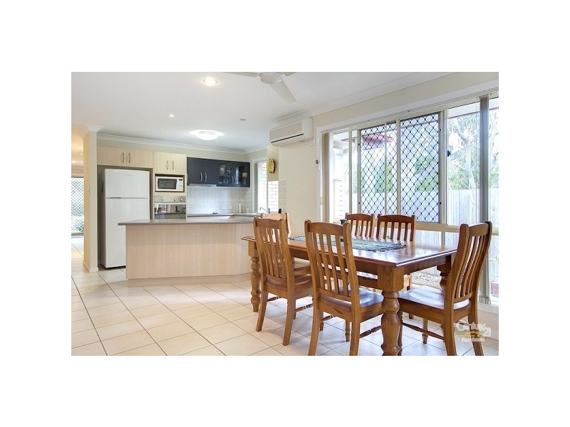 3 Tom Place, Birkdale QLD 4159