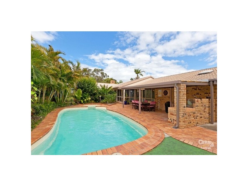 5 Plover Drv, Thornlands QLD 4164