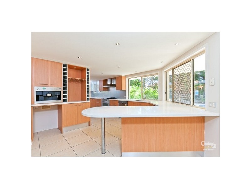 8 Mossip Crt, Wellington Point QLD 4160