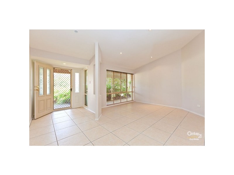 8 Mossip Crt, Wellington Point QLD 4160