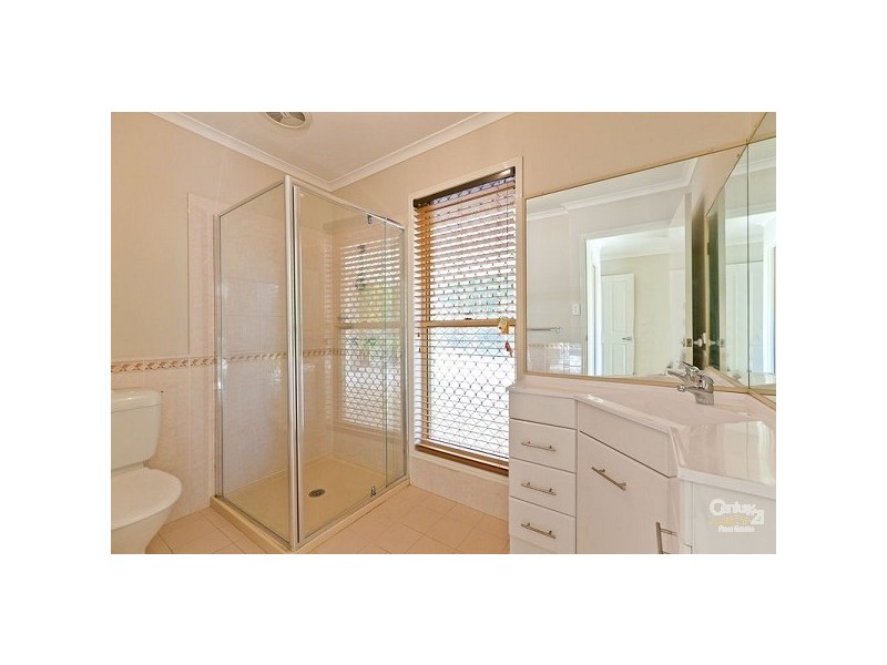 8 Mossip Crt, Wellington Point QLD 4160