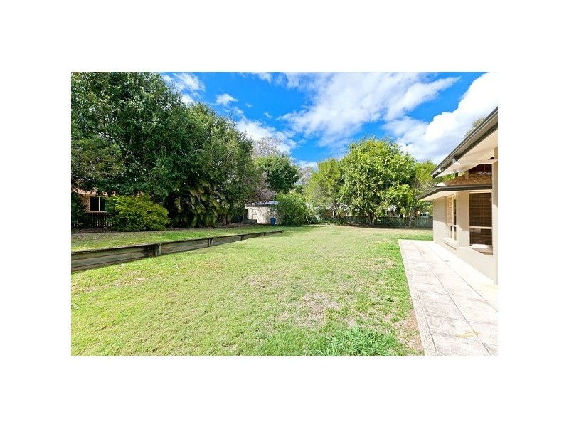 8 Mossip Crt, Wellington Point QLD 4160