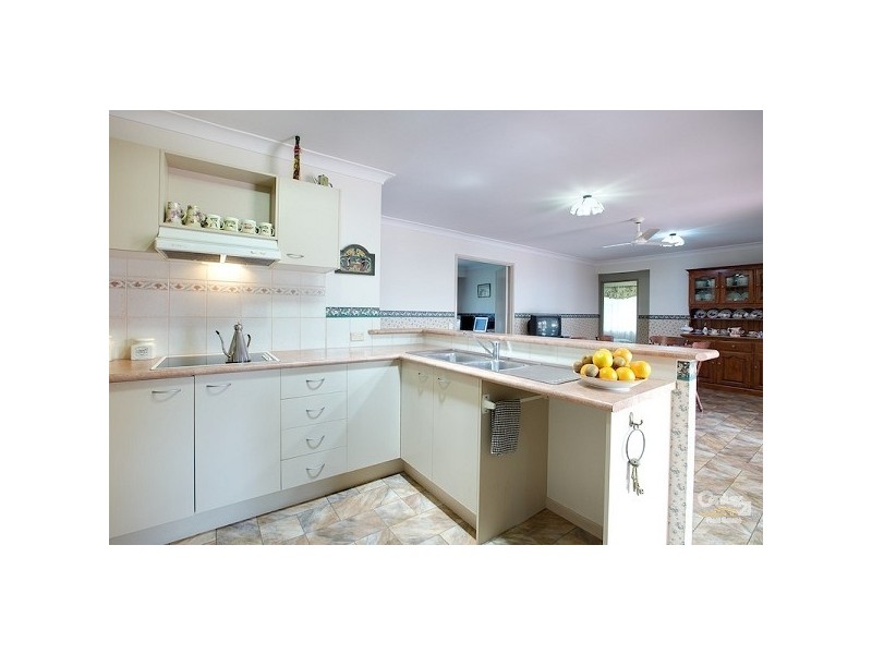 8 Gregory Ct, Cleveland QLD 4163