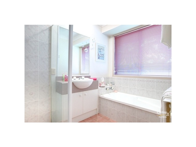 8 Gregory Ct, Cleveland QLD 4163