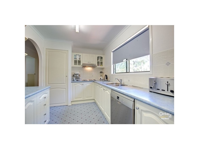 15 Alpinia St, Alexandra Hills QLD 4161