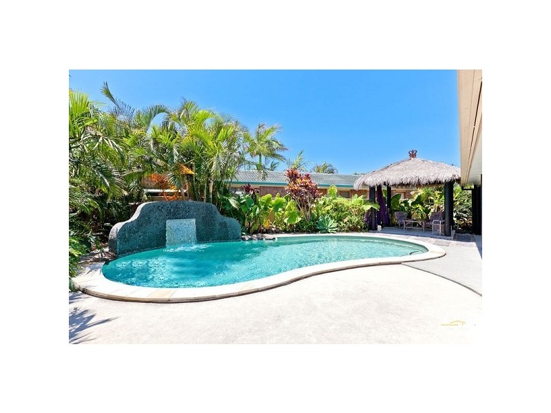 58 Anchorage Drv, Raby Bay QLD 4163