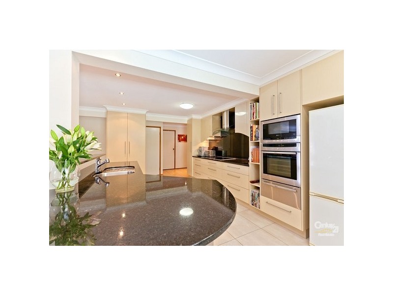 58 Anchorage Drv, Raby Bay QLD 4163