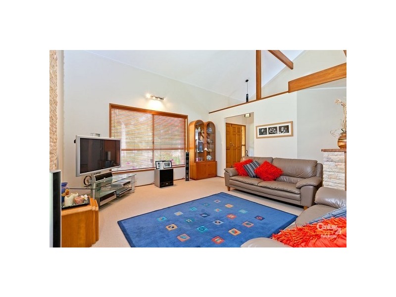 58 Anchorage Drv, Raby Bay QLD 4163