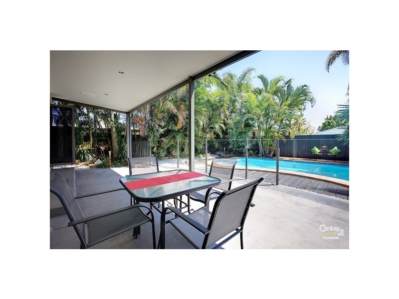 4 PARNKA STREET, Wellington Point QLD 4160