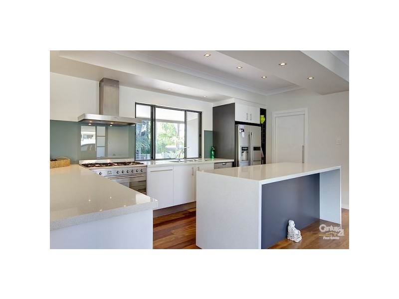 4 PARNKA STREET, Wellington Point QLD 4160