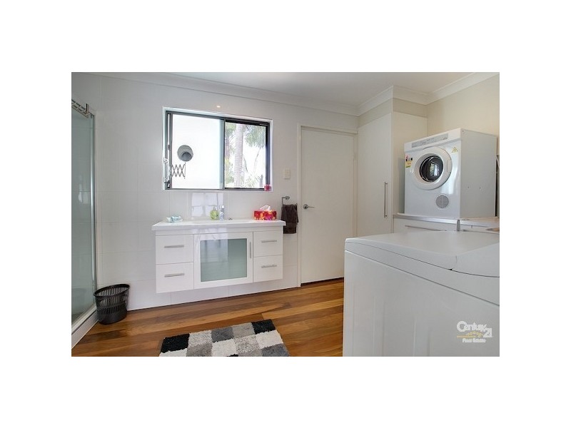 4 PARNKA STREET, Wellington Point QLD 4160