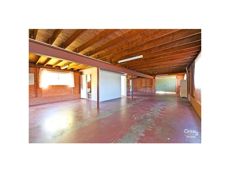 2 Vanessa Place, Victoria Point QLD 4165