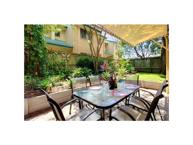 34/2018 Wynnum Road, Wynnum West QLD 4178