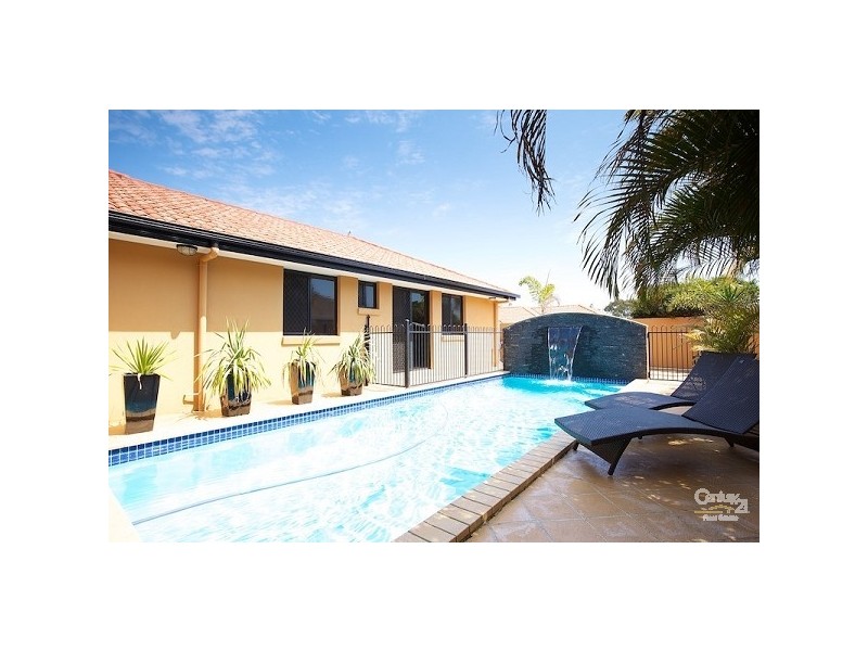 1 Serene Pl, Birkdale QLD 4159