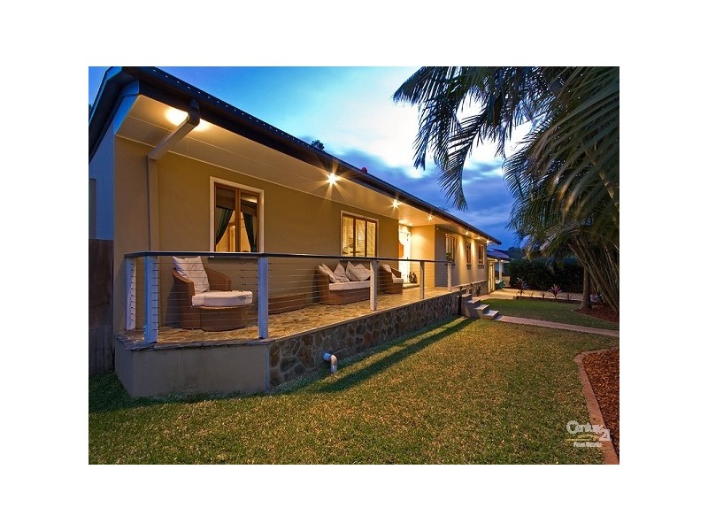 35 Collingwood Rd, Birkdale QLD 4159