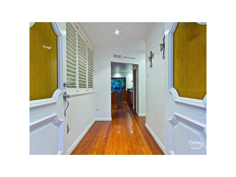 35 Collingwood Rd, Birkdale QLD 4159