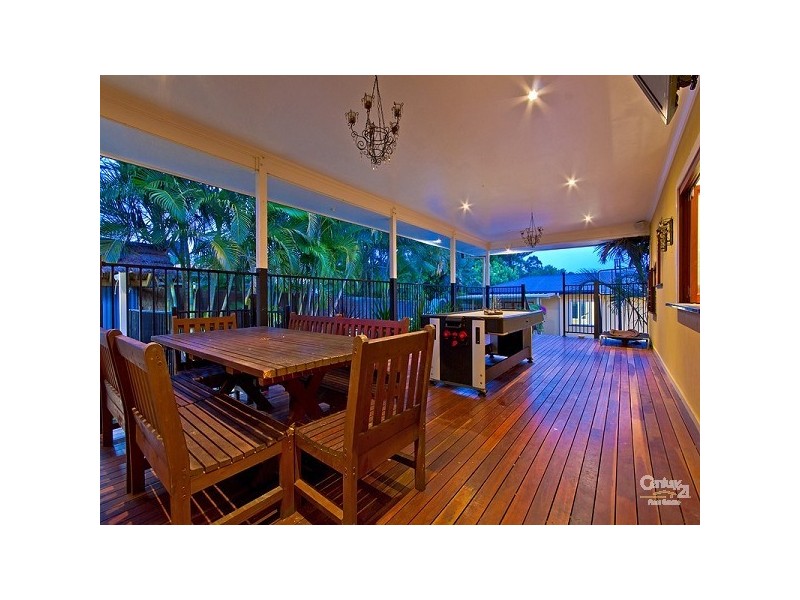 35 Collingwood Rd, Birkdale QLD 4159