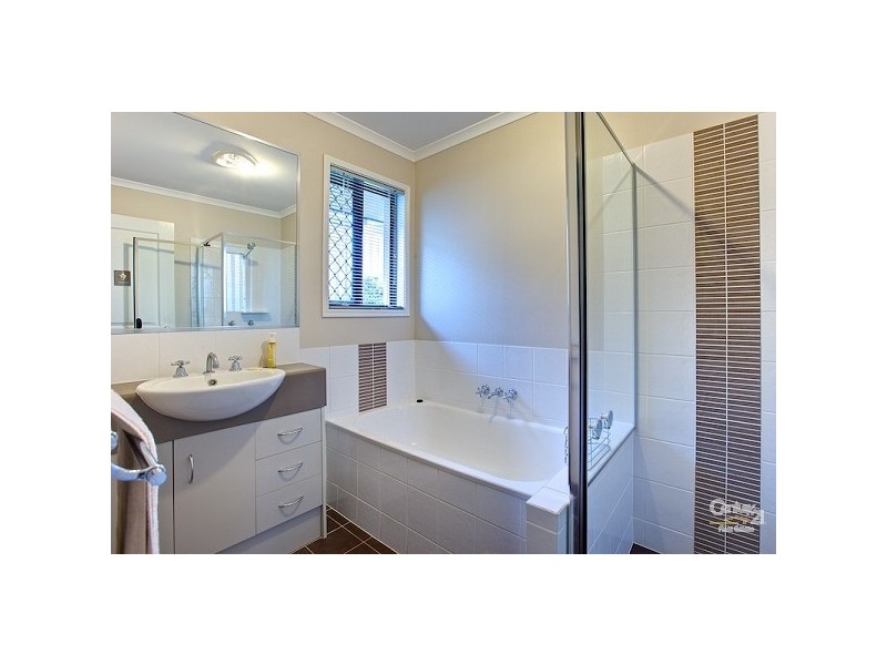 9 Sam Place, Thornlands QLD 4164