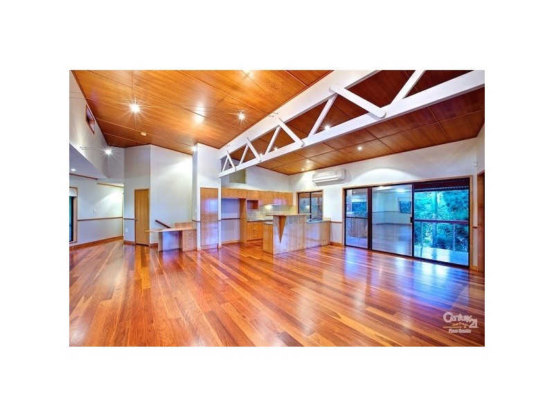 42 Raby Esp, Ormiston QLD 4160