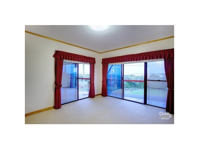 42 Raby Esp, Ormiston QLD 4160