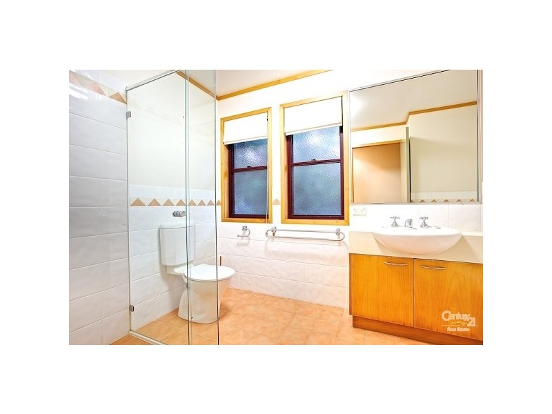 42 Raby Esp, Ormiston QLD 4160