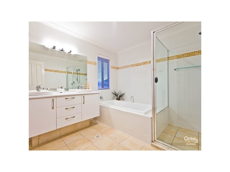 12 Ebony Crescent, Redland Bay QLD 4165