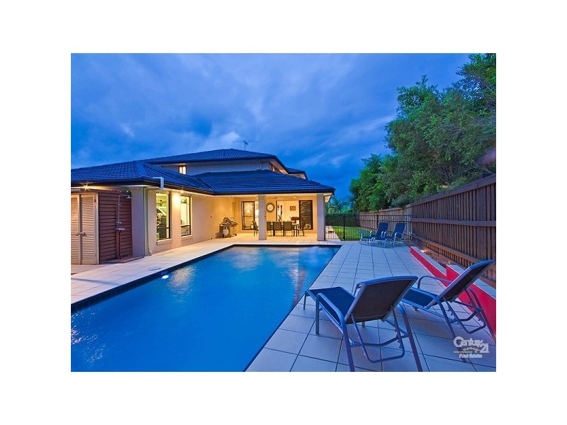 12 Ebony Crescent, Redland Bay QLD 4165