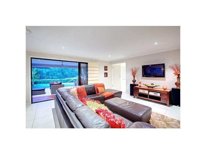 14 Carlingford Drive, Thornlands QLD 4164