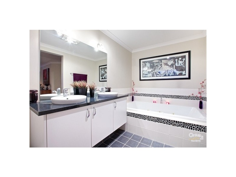 14 Carlingford Drive, Thornlands QLD 4164