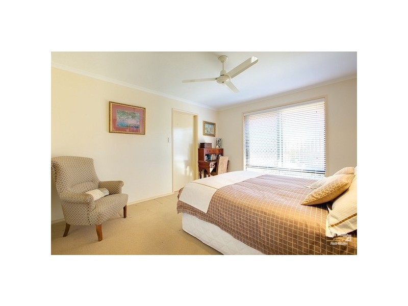 11 Baythorn Drive, Thornlands QLD 4164